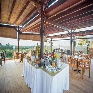 Maxonehotels At Ubud - Chse Certified Ουμπούντ