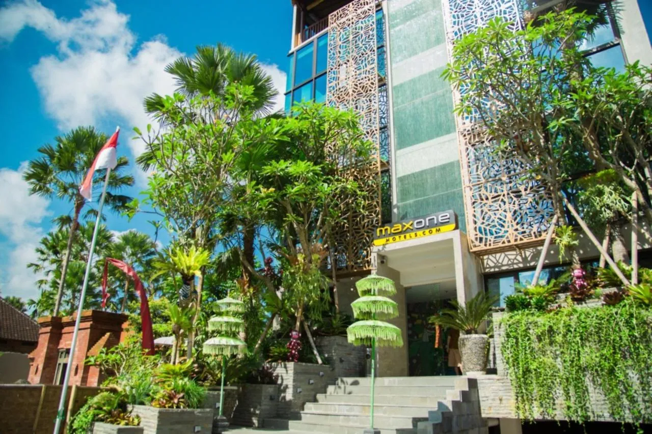 Maxonehotels At Ubud - Chse Certified Hotel